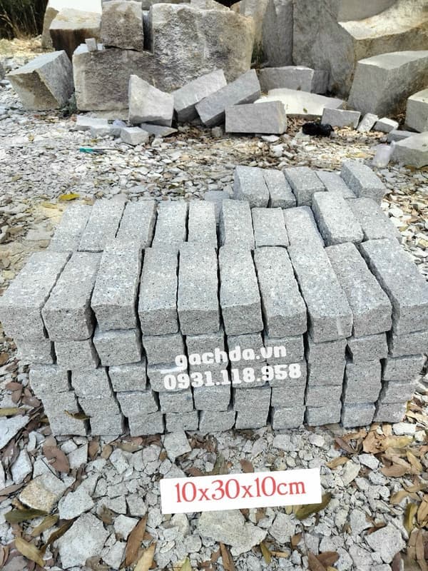 Đá chẻ xây móng - ốp bồn cây - ốp tường 10x30x10cm