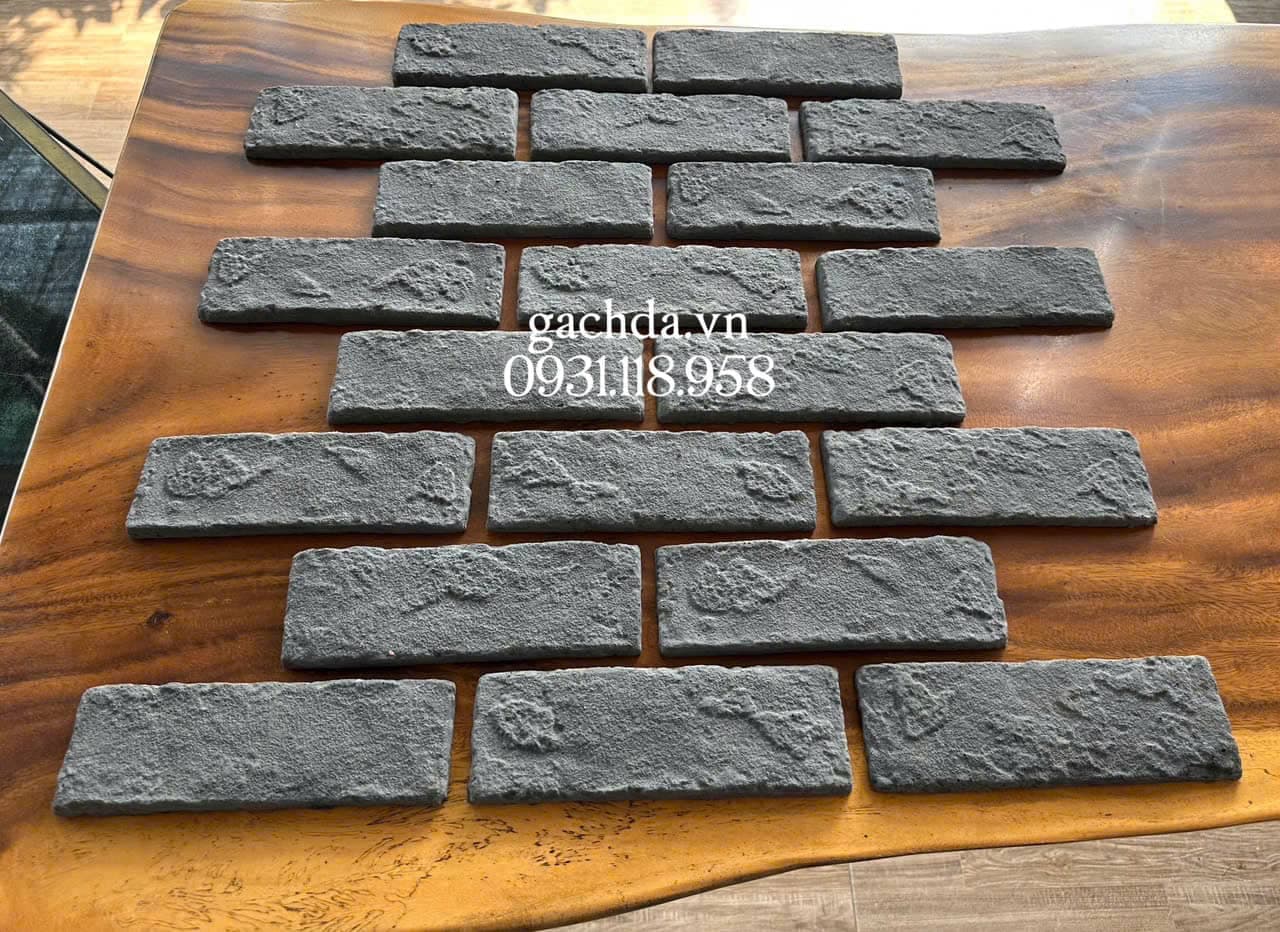 Gạch thẻ ốp tường trang trí GD619 6x19x1cm đen
